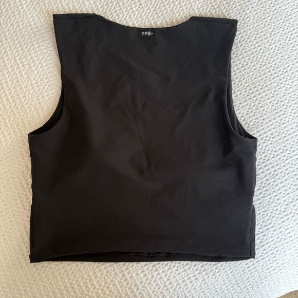 EUC Abercrombie & Fitch YPB sculptLUX Portrait Tank | Sz Large | black & white - Picture 4 of 6